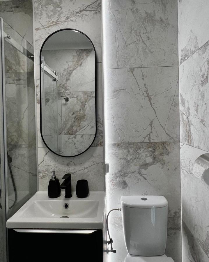 Mirovski Apartment Warsawa Bagian luar foto